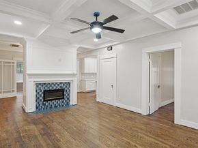 125 S Clinton Avenue , Dallas Texas 75208