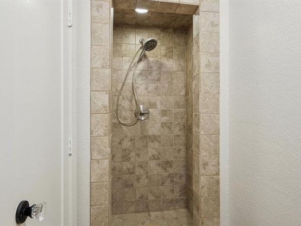125 S Clinton Avenue , Dallas Texas 75208