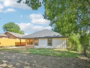 1310 E Myrtle Street , Fort Worth Texas 76104