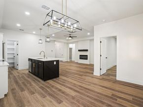1310 E Myrtle Street , Fort Worth Texas 76104