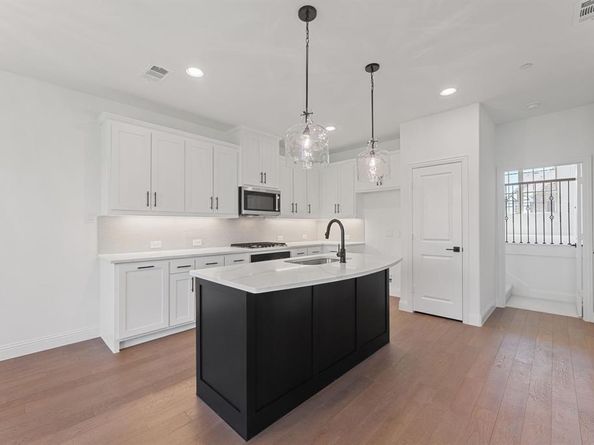 108  Kensington Drive , Lewisville Texas 75067