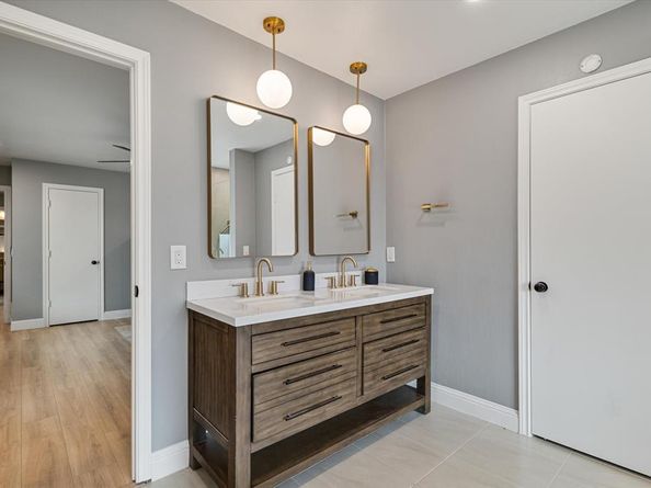 2833  Meadowbrook Drive , Plano Texas 75075