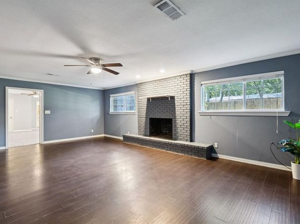 1814  Dogwood Drive , Arlington Texas 76012