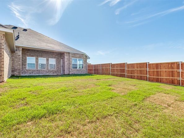 1525 N Carolina Avenue , Lancaster Texas 75134