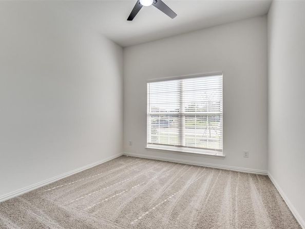 1525 N Carolina Avenue , Lancaster Texas 75134