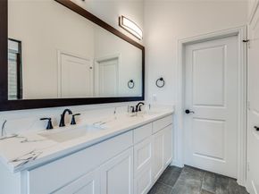 1525 N Carolina Avenue , Lancaster Texas 75134
