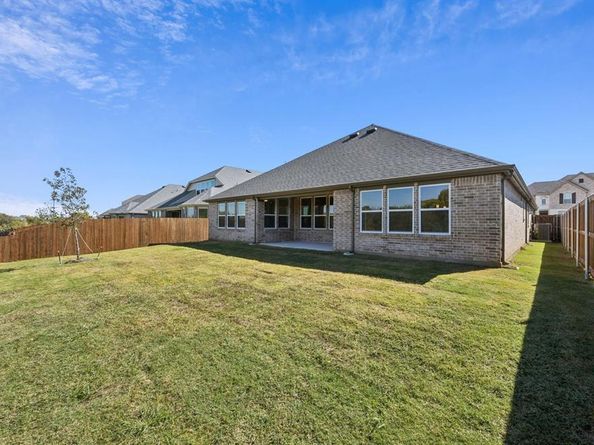 1820  Walpole Way , Fort Worth Texas 76052