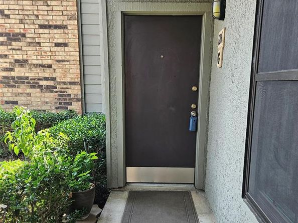 5335  Bent Tree Forest Drive  126, Dallas Texas 75248