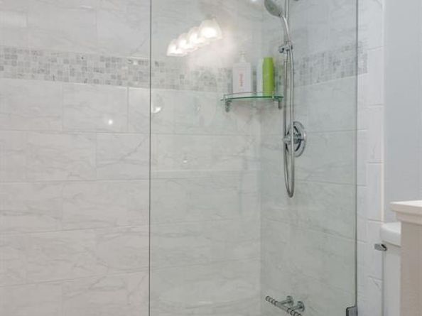 5335  Bent Tree Forest Drive  126, Dallas Texas 75248