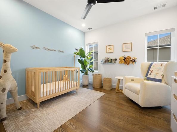 4113  Holland Avenue  102, Dallas Texas 75219
