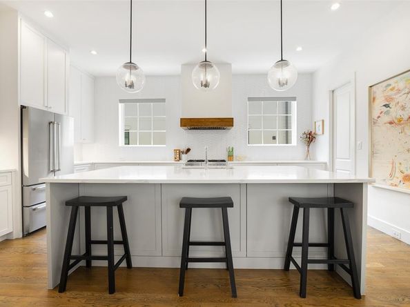 4113  Holland Avenue  102, Dallas Texas 75219