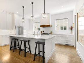 4113  Holland Avenue  102, Dallas Texas 75219
