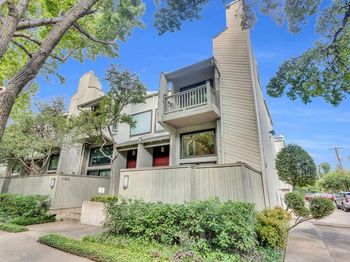 4310  Bowser Avenue 