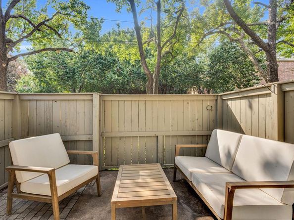 4310  Bowser Avenue  105, Dallas Texas 75219