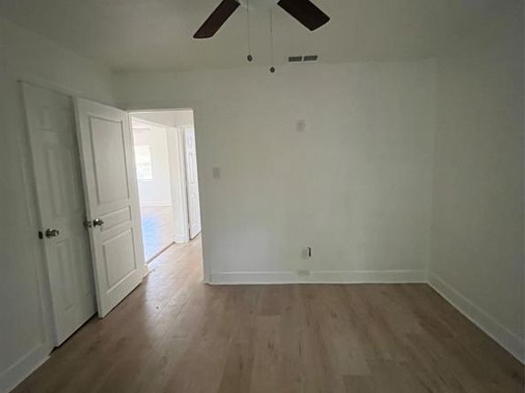 3711  Guaranty Street , Dallas Texas 75215