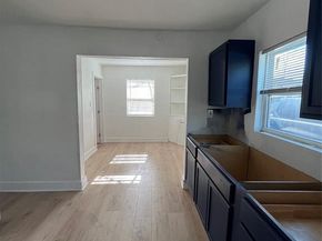 3711  Guaranty Street , Dallas Texas 75215