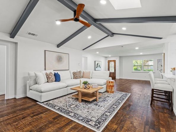 5615  Hillcroft Street , Dallas Texas 75227