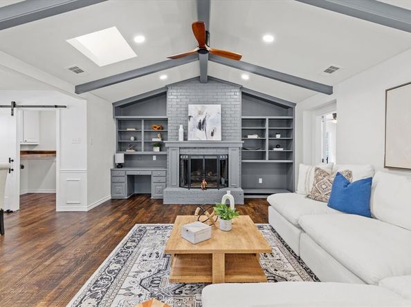 5615  Hillcroft Street , Dallas Texas 75227