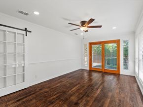 5615  Hillcroft Street , Dallas Texas 75227