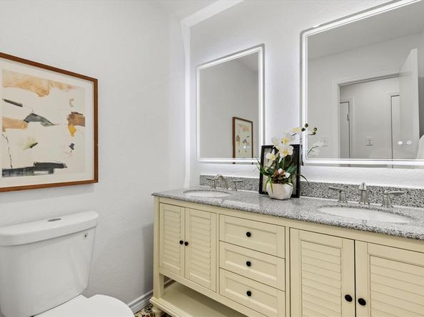 5615  Hillcroft Street , Dallas Texas 75227