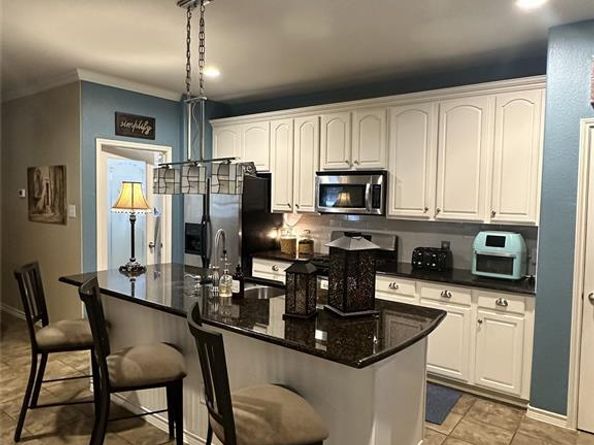 1501  Augusta Drive , Savannah Texas 76227