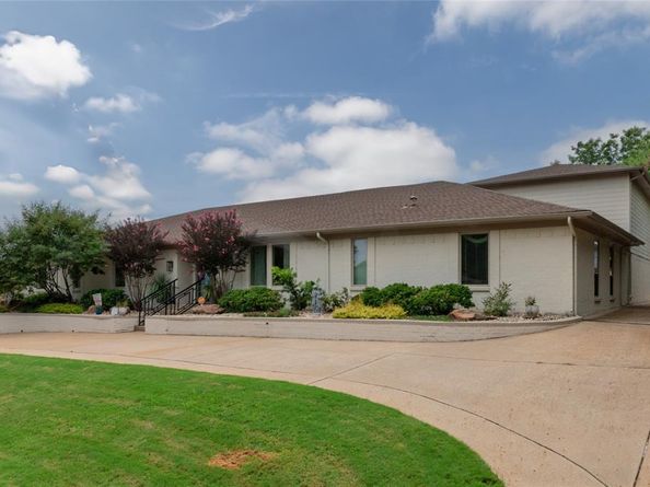 6921  Tumbling Trail , Fort Worth Texas 76116