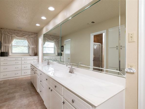 6921  Tumbling Trail , Fort Worth Texas 76116