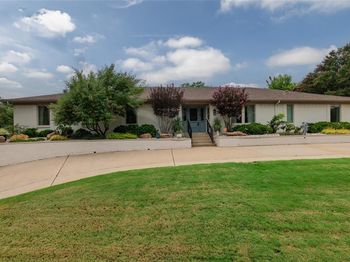 6921  Tumbling Trail 