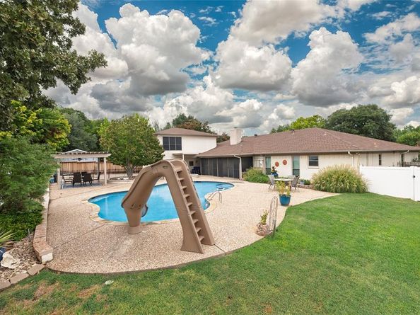 6921  Tumbling Trail , Fort Worth Texas 76116