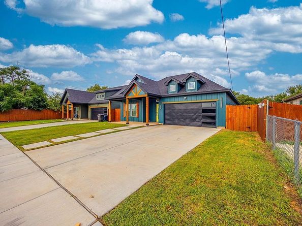 3008  Walker Street , Fort Worth Texas 76105
