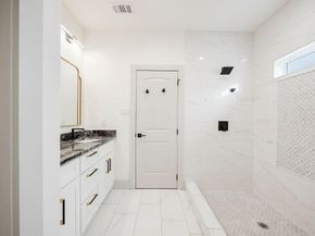 3008  Walker Street , Fort Worth Texas 76105