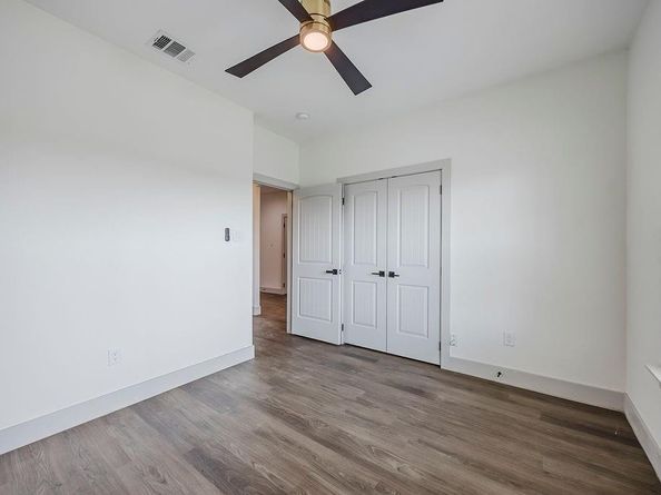 3008  Walker Street , Fort Worth Texas 76105