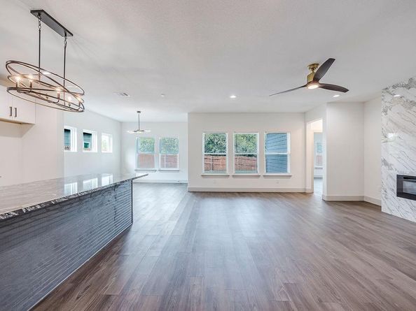 3008  Walker Street , Fort Worth Texas 76105