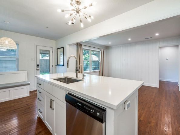 622  Kirkwood Drive , Dallas Texas 75218