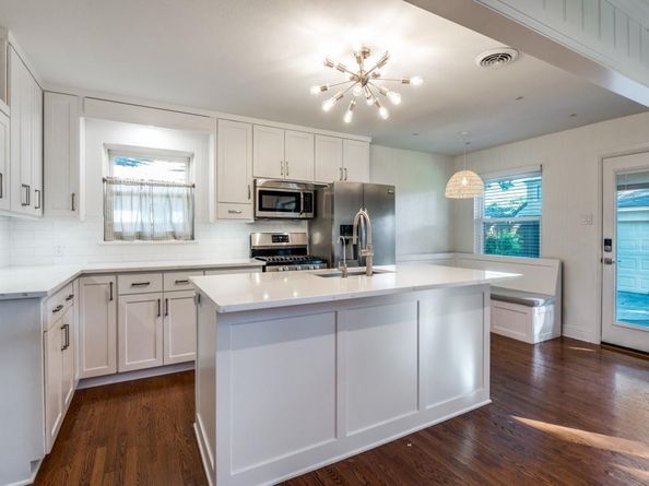 622  Kirkwood Drive , Dallas Texas 75218