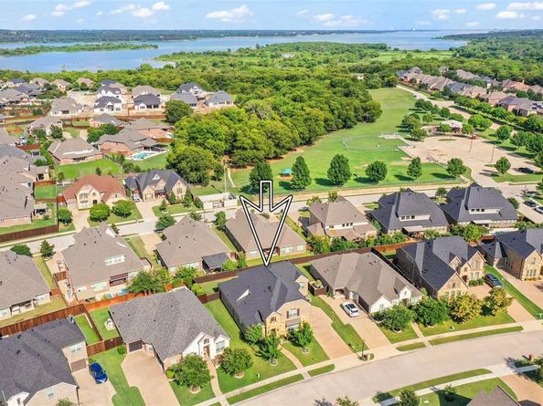 2823  Chatswood Drive , Trophy Club Texas 76262