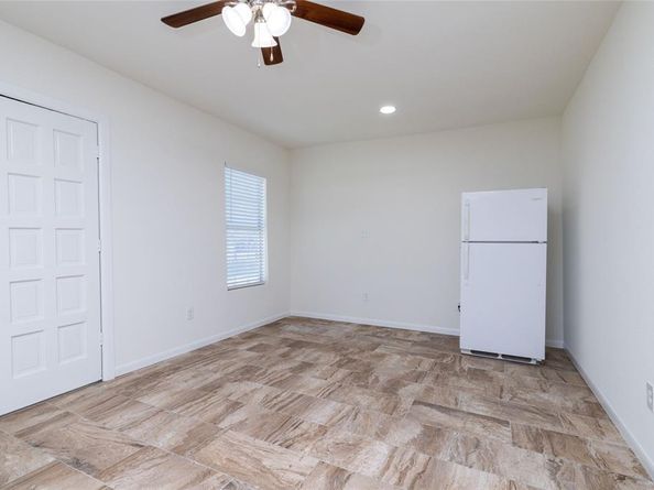 3224 N Hampton Street , Fort Worth Texas 76106