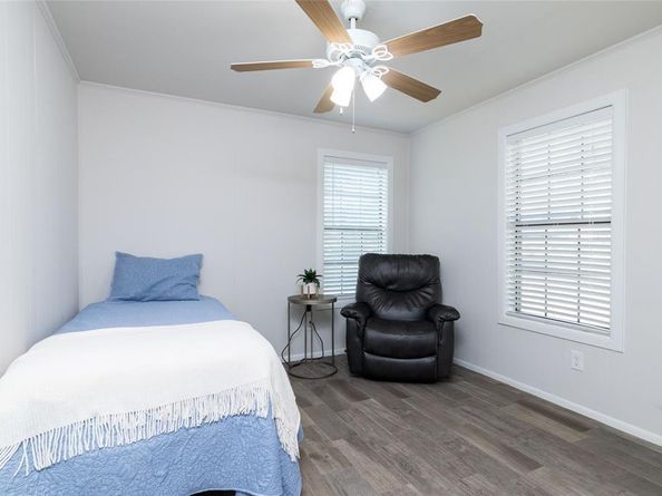 3224 N Hampton Street , Fort Worth Texas 76106
