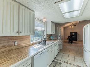 901  Cottonwood Trail , Benbrook Texas 76126