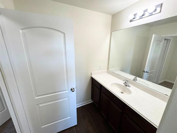1318  Lucchese Lane , Dallas Texas 75253