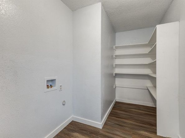 2135  Vine Lane , Dallas Texas 75217
