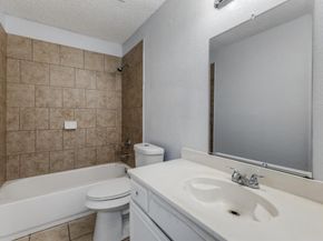 2135  Vine Lane , Dallas Texas 75217