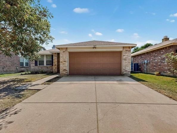 3853  German Pointer Way , Fort Worth Texas 76123