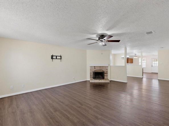 3853  German Pointer Way , Fort Worth Texas 76123