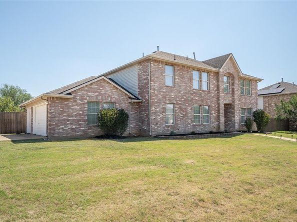 1024  Ridgetop Drive , Justin Texas 76247