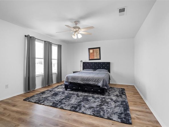 1024  Ridgetop Drive , Justin Texas 76247