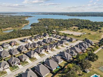 4124  Kyles Landing Drive 