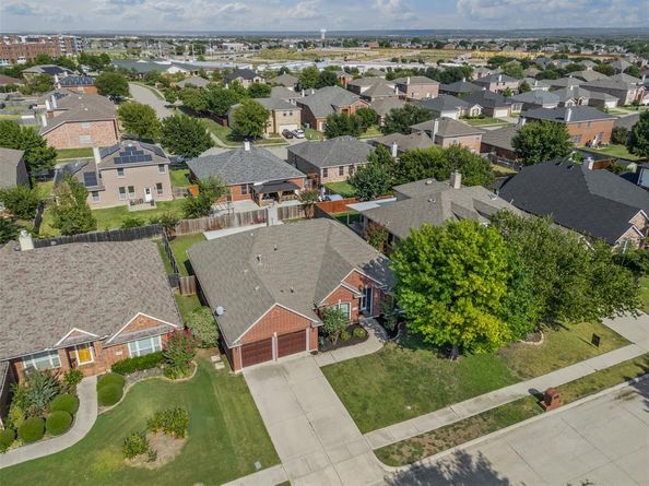 2618  Edgefield Trail , Mansfield Texas 76063