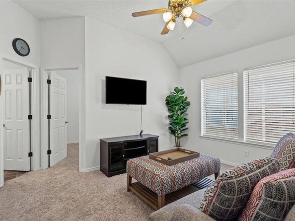 2618  Edgefield Trail , Mansfield Texas 76063
