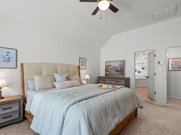 2618  Edgefield Trail , Mansfield Texas 76063